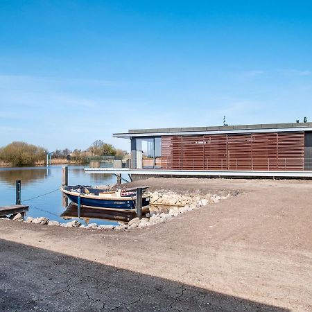 Very Spacious 8-Person Holiday Home In Friesland With Three BedroomsDe Veenhoop エクステリア 写真